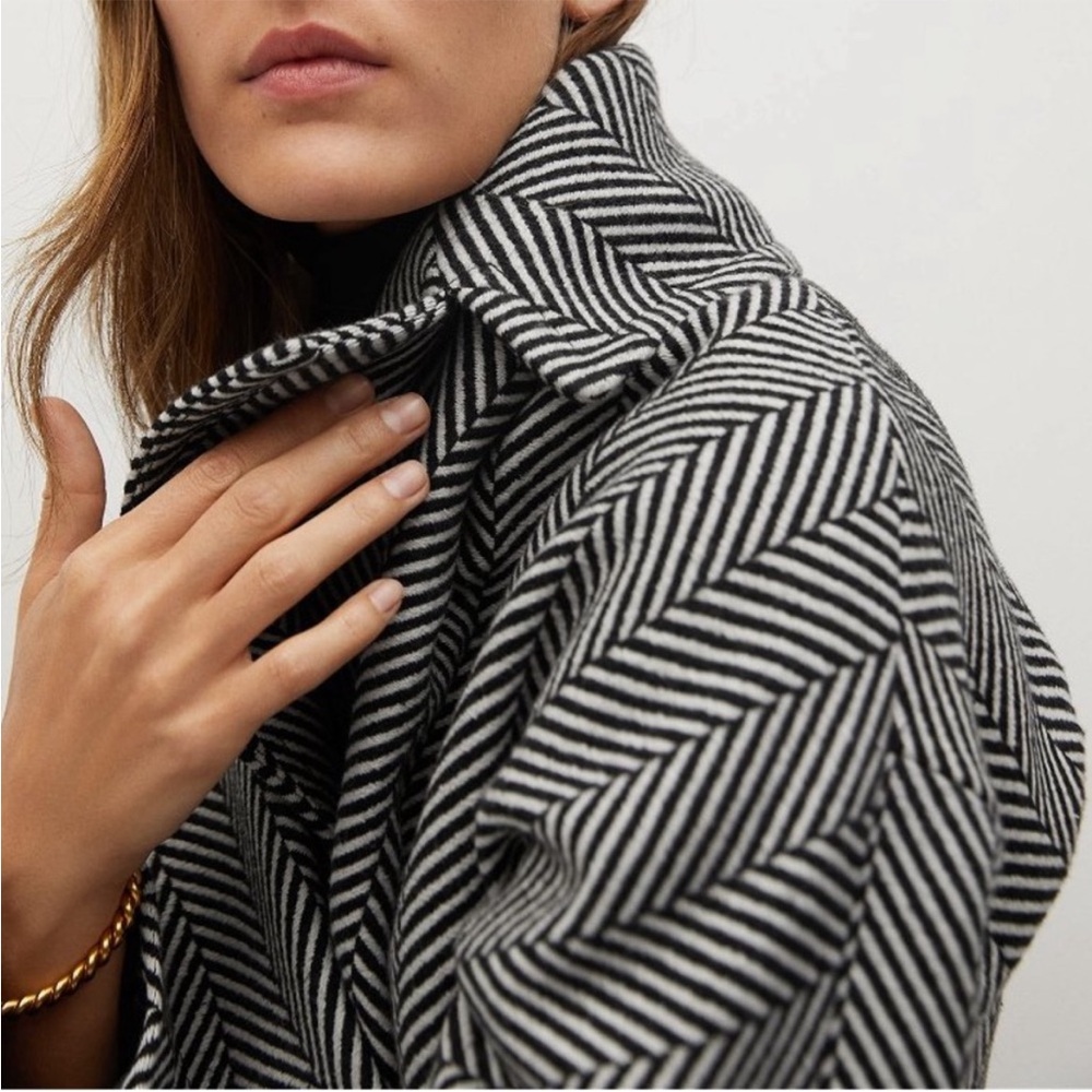 MANGO Black & White Herringbone Cross Oversized Double Breasted Wool Blend Coat - Picture 7 of 13